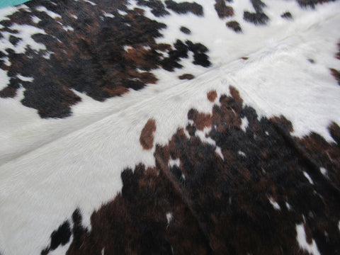 Tricolor Cowhide Rug (long and narrow) Size: 6 3/4x5 feet B-193