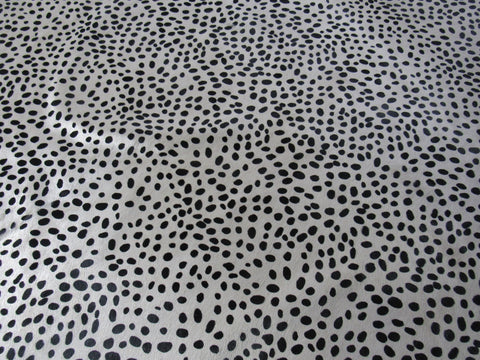 Gorgeous Cheetah Print Cowhide Rug (white background) Size: 7.2x5.5 feet M-1432