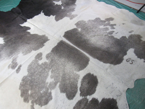 Grey & White Cowhide Rug (HUGE SIZE!) Size: 9x7 1/4 feet A-1878