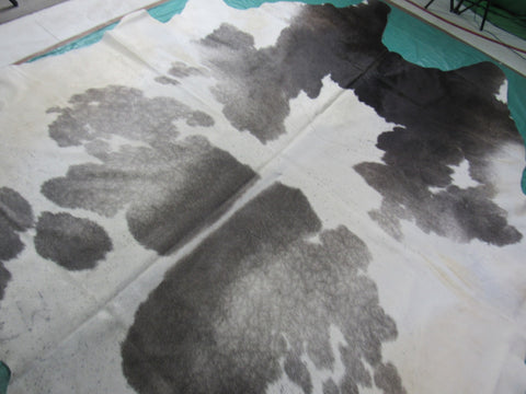 Grey & White Cowhide Rug (HUGE SIZE!) Size: 9x7 1/4 feet A-1878