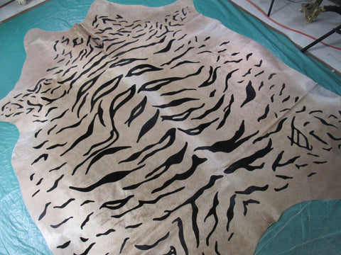 Gorgeous Tiger Print Cowhide Rug (beautiful and shiny hair/perfecy quality) Size: 7.2x6.2 feet C-1690