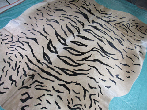 Gorgeous Tiger Print Cowhide Rug (beautiful and shiny hair/perfecy quality) Size: 7.2x6.2 feet C-1690