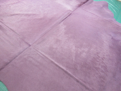 Tapis en cuir de vache teint en violet clair - Dimensions : 7' x 7' C-1696