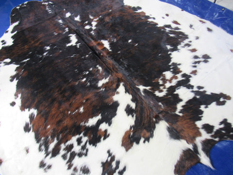 Gorgeous Tricolor Cowhide Rug (predominantly dark tones) Size: 7.2x7 feet M-1471