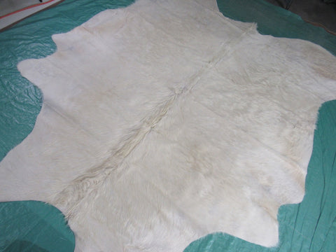 Natural Ivory Cowhide Rug - Size: 7' x 6 3/4' B-203