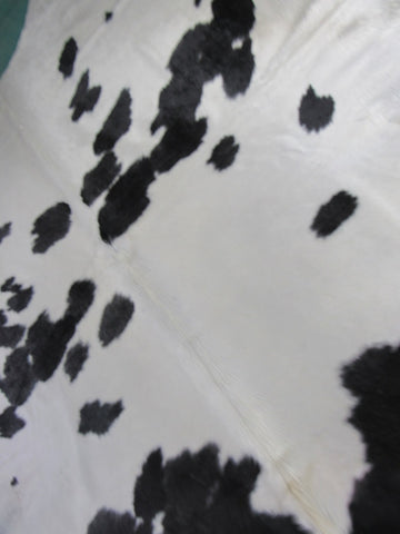 Black & White Cowhide Rug (Huge Size) Size: 8 3/4x7 feet B-214