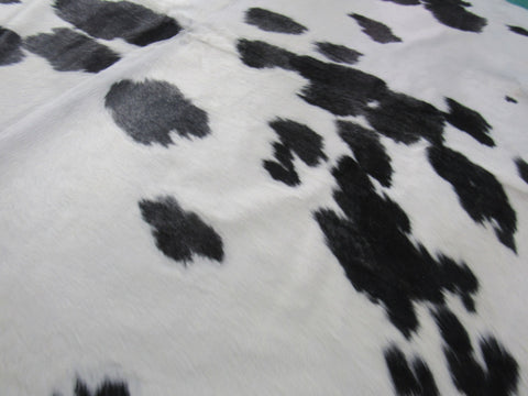 Black & White Cowhide Rug (Huge Size) Size: 8 3/4x7 feet B-214