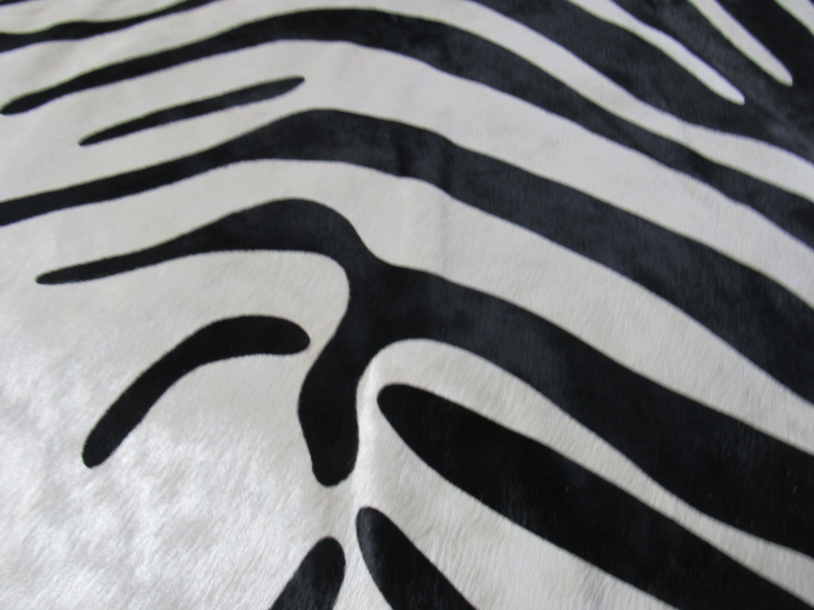 Perfect Quality Zebra Print Cowhide Rug (shiny hair) Size: 6.3x5.5 feet M-1516