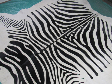 African Zebra Print Cowhide Rug Size: 7' X 6 1/2' Black/White Zebra Cowhide Rug B-234