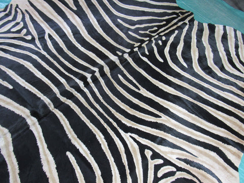 Genuine Zebra Print Cowhide Rug Size: 7' X 5 3/4' Black Stripes, Medium Brown Inner Stripes Zebra Print Cowhide Rug B-249