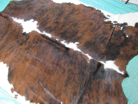 White Belly & Spine Brindle Cowhide Rug Size: 7x6 feet B-255