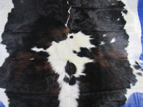 Speckled Tricolor Cowhide Rug - Size: 7x6.2 feet K-281