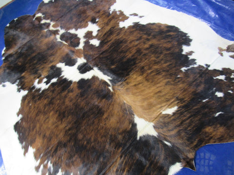 Tricolor Speckled Cowhide Rug - Size: 7x7 feet C-1733