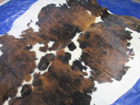 Tricolor Speckled Cowhide Rug - Size: 7x7 feet C-1733