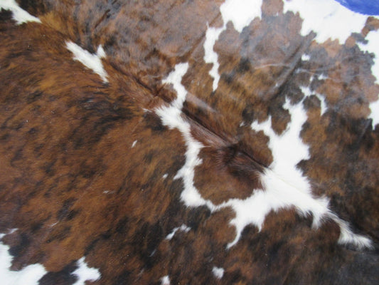 Tricolor Speckled Cowhide Rug - Size: 7.2x7 feet C-1734