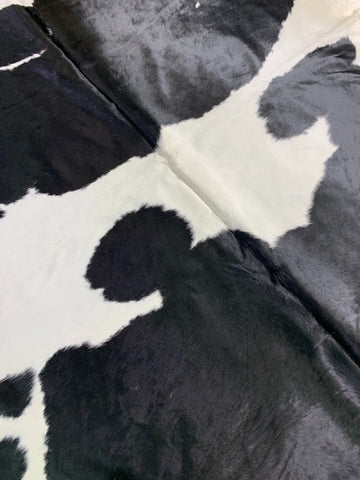 Huge Black & White Cowhide Rug Size: 8 3/4x8 feet O-1027