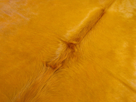 Tapis en peau de vache teinté en orange - Dimensions : 7 x 6 pieds C-1747