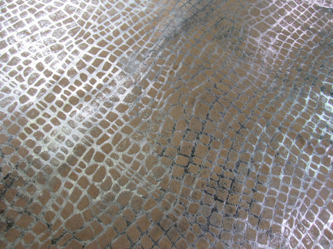 Silver Metallic Crocodile Print Cowhide Rug Size: 7x5 1/4 feet M-1072