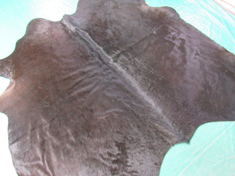 Natural Brown/Black Cowhide Rug (Veggie Tanned) - Size: 5 3/4x6 1/4 feet C-1580