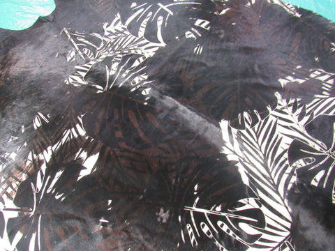 Tropical Print Cowhide Rug (1 small scar) Size: 6 1/4x5 1/4 feet M-1090