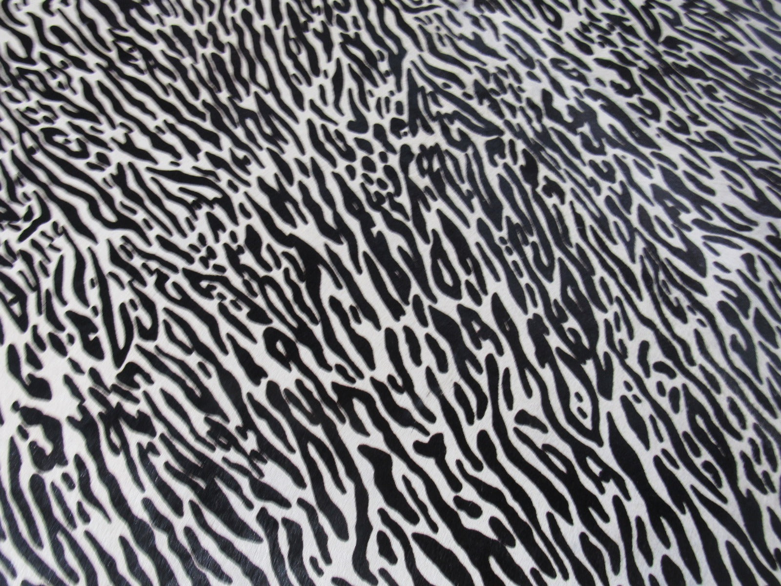 Baby Zebra Cowhide Rug (neck has a bit of beige) Size: 6 1/2x5 1/4 feet M-1091