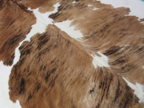 Nice Beige Tricolor Cowhide Rug Size: 7x7 feet M-1100