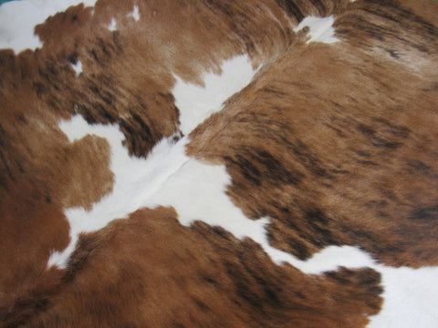 Nice Beige Tricolor Cowhide Rug Size: 7x7 feet M-1100