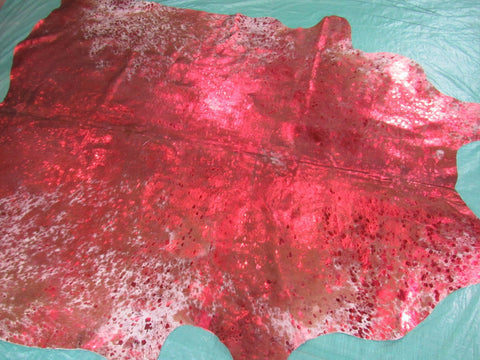 Red Metallic Cowhide Rug Size: 7 1/2' X 6 1/2' White/Red Acid Washed Cowhide Rug K-189