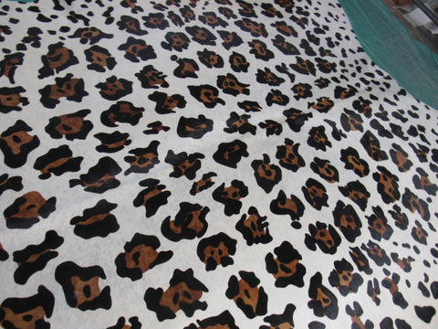 Jaguar Printed Cowhide Rug (background is white/off-white/ scars) Size: 7 1/4x5 3/4 feet M-1126