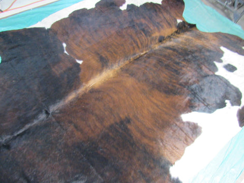 Huge Tricolor Cowhide Rug Size: 9x7 1/4 feet K-219a