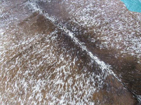 Salt & Pepper Brown and White Cowhide Rug from Brazil Size: 7x6.2 feet O-1089