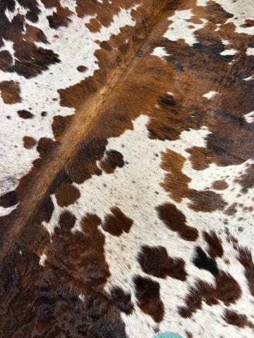 Tricolor Cowhide Rug Size: 7.5x7 feet M-1375