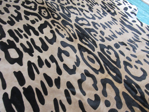 Jaguar Print Cowhide Rug Size: 7.5x6.5 feet C-1639