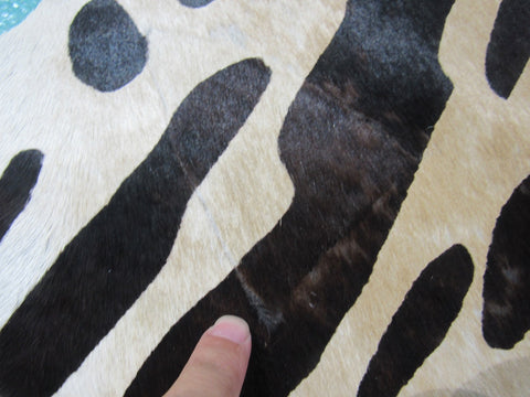 Jaguar Print Cowhide Rug (1 patch) Size: 7x6 feet C-1641