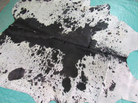 Black & White Speckled Cowhide Rug Size: 8x6.5 feet O-740