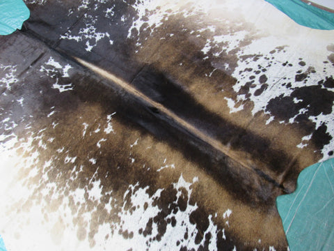 Special Brazilian Tricolor Cowhide Rug Size: 7.7x7 feet O-1104