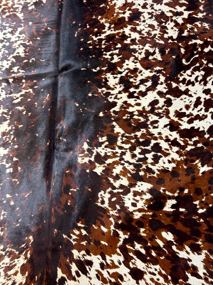 Speckled Printed Cowhide Rug (2 tone print) Size: 7x6 feet O-393