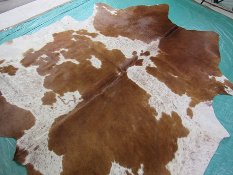 Speckled Cowhide Rug Size: 7 1/4' X 7 1/4' Brown/White Cowhide Rug K-247