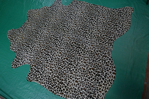 Leopard Print Cowhide Rug Size: 5 3/4' X 5' Leopard Cowhide Rug M-841