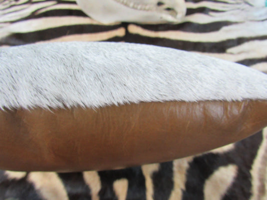 Oreiller en peau de veau gris Taille : 12" X 20" Oreiller en peau de veau gris-212