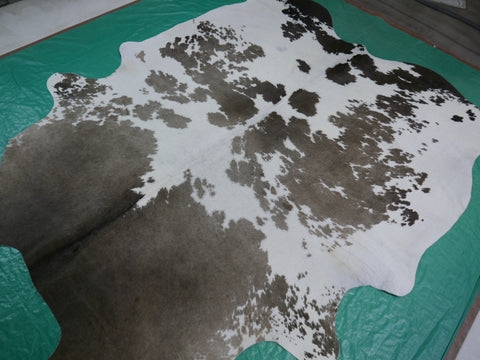Spotted Cowhide Rug Size 7.5' X 6' Grey & White Spotted Cowhide Rug O-214