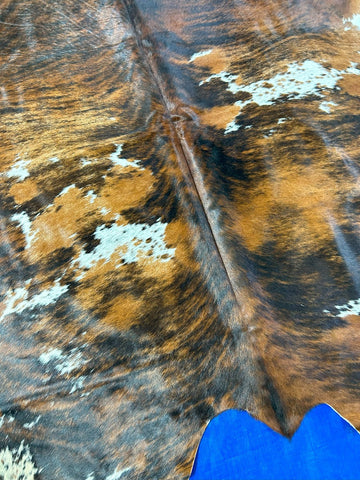 Speckled Tricolor Cowhide Rug - Size: 7x6.5 feet O-264